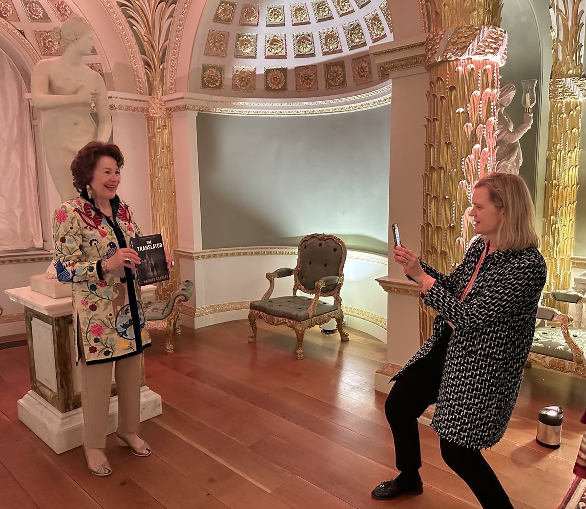 Moving &amp; powerful speeches at ⁦<a href="/SpencerHouseLdn/">Spencer House</a>⁩ tonight at the launch of Harriet Crawley’s gripping thriller “The Translator”, set in Russia - a compelling love story &amp; a high-octane drama, published by ⁦<a href="/bitterlemonpub/">Bitter Lemon Press</a>⁩ &amp; already acclaimed by ⁦⁦<a href="/thetimes/">The Times and The Sunday Times</a>⁩