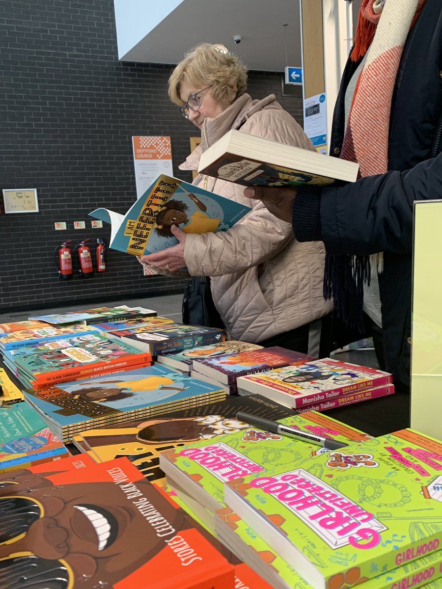 The @BooksRound selection was a delightful sight at the #deptfordlitfest on Saturday! A favourite pic from the day. ☺️ #iamnefertiti #diversebooks #diverseauthors #kidlit #representationmatters #childrensbooks #natellequek