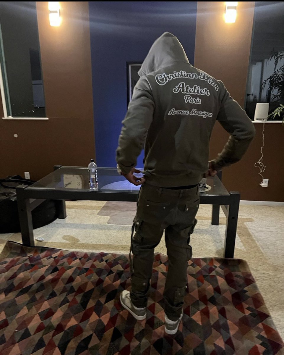 Every body gon spin the block acting like they love me when this album drop 😓