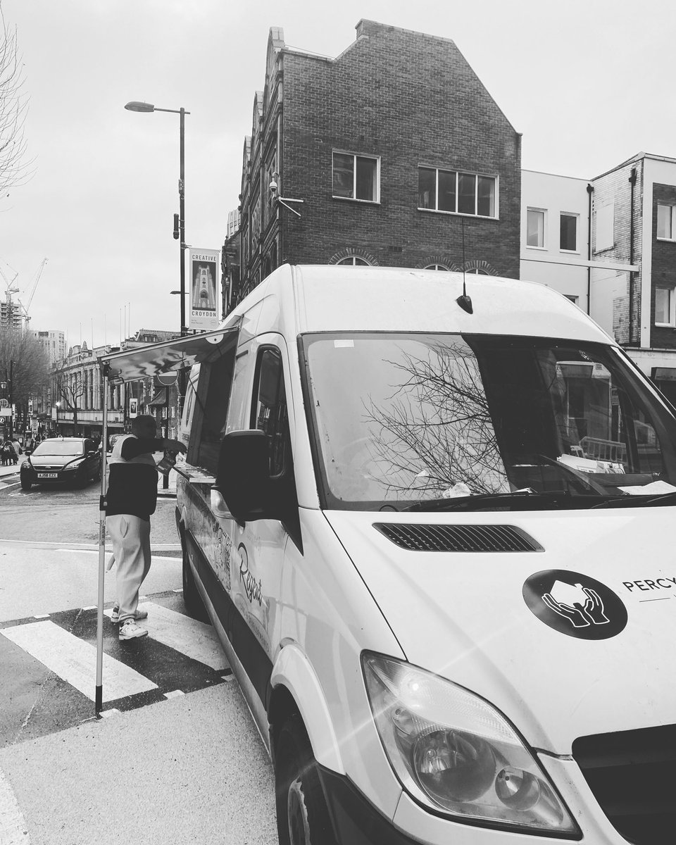 Outreach tonight in Croydon, for the homeless and hungry. 

60 hot meals plus drinks and snacks provided for those in need. 

“Sometimes it takes only one act of kindness and caring to change a person's life.” 

❤️🏡