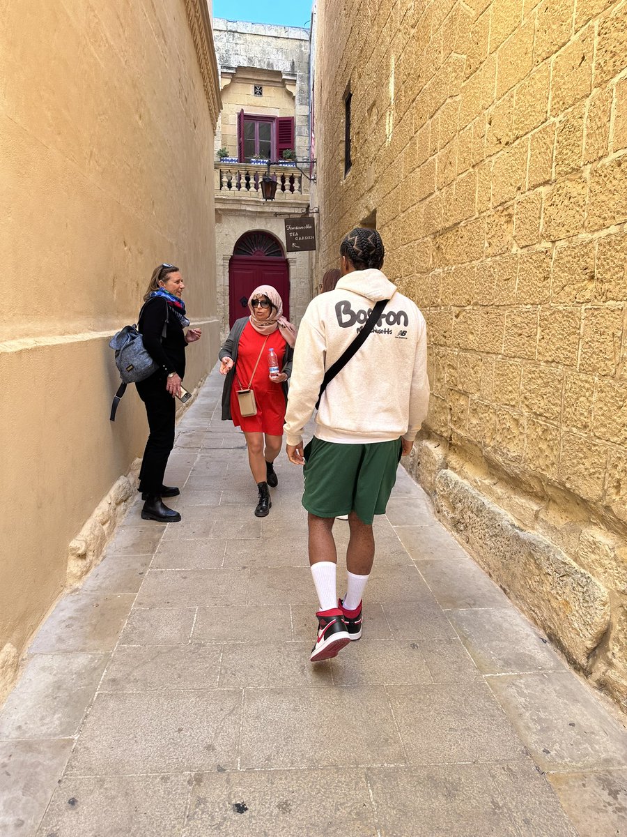 ifefinch's tweet photo. Exploring Mdina 🦅🦅🙏🏾 https://t.co/lcKRkVFoAR