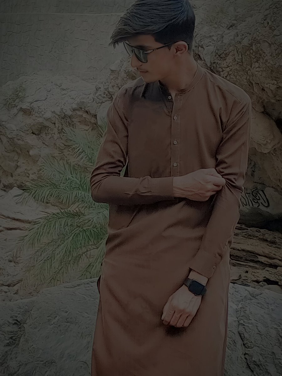 I M Abdullah 😎 
#fashionandstyle 
#fvrt #click #babe 
#bolu #ShadowAndBone #ShadowAndBone #WBC2003 #fashion #style #Quetta #love