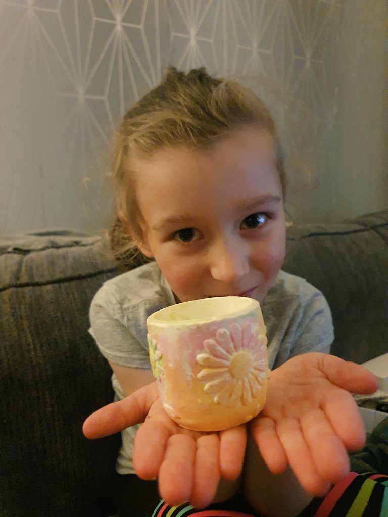 HannahGarvinn's tweet photo. @MayfieldOldham Esme wanted to show you the egg cup she has painted today 😊 https://t.co/tzFviMR9dy