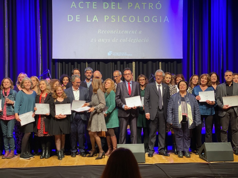 BNTIFFON's tweet photo. 25 años de Colegiación ejerciendo como Psicólogo vinculado en el @copc_cat
Consultoría en Psicologia Legal y Forense - @BNTIFFON
#CriminalPsychology #ForensicPsychology
#ForensicSciences
#Forensic #PsicologiaCriminal #PsicologiaForense #Forense #Tiffon #BernatTiffon https://t.co/1hFqeP4n1b