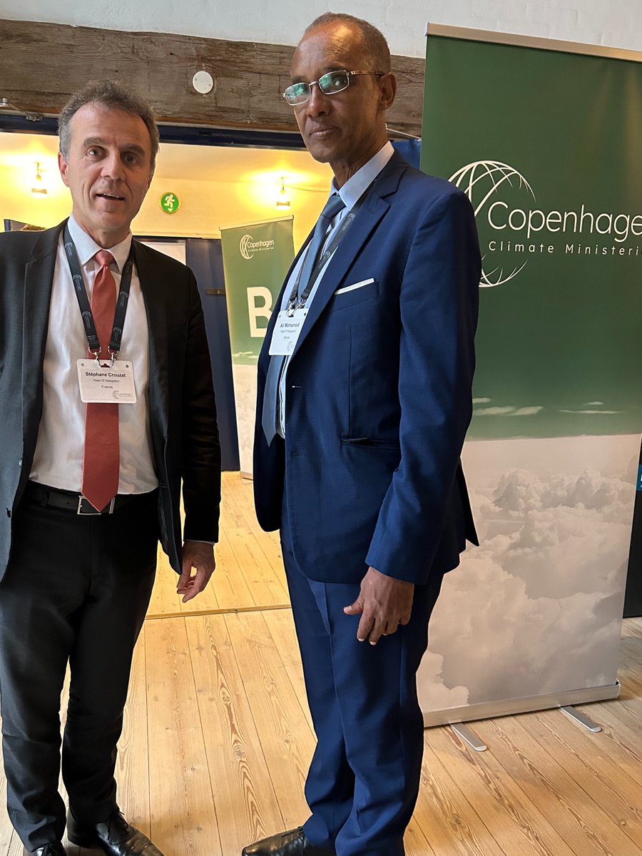 Today I participated in the #CopenhagenClimateMinisterial; with other climate delegates and environment ministers. We've had conversations around global #ClimateFinance #ClimateAdaptation and #ClimateMitigation to #DriveGlobalClimateAction.
#RoadmapToCOP28 🌎🌍🌏