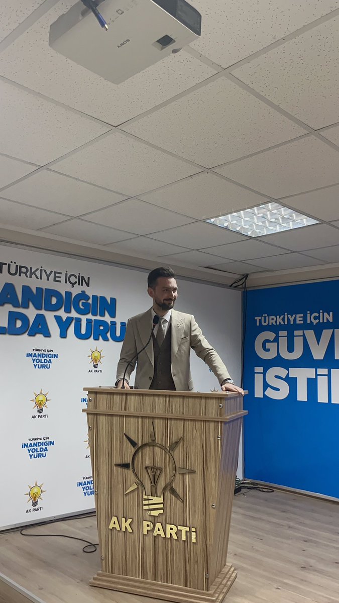 📌 TOPLANTI 

Haftalık Kademe toplantımızı İl, Merkez İlçe, Kadın Kolları, Gençlik Kolları ve Yönetim Kurulu Üyelerimiz ile birlikte gerçekleştirdik.
Seçim ile ilgili çalışmaları değerlendirdiğimiz toplantımız hayırlara vesile olsun.
#Hedef14Mayıs2023