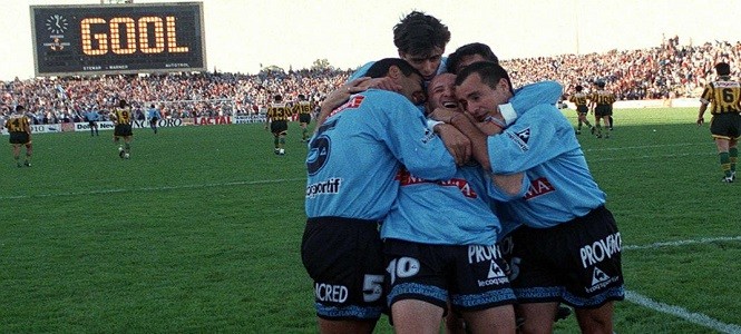 NachoAlvarez86's tweet photo. Viendo que desde la parte oficial se subió poco y nada; y parece que no soy que piensa así. Vamos a repasar la historia del club de fútbol más importante y grande de Córdoba: El Club Atlético Belgrano:

Fundando el 19 de marzo de 1905 en Barrio Alberdi, ayer cumplió 118 años. https://t.co/FVExFYw5ie