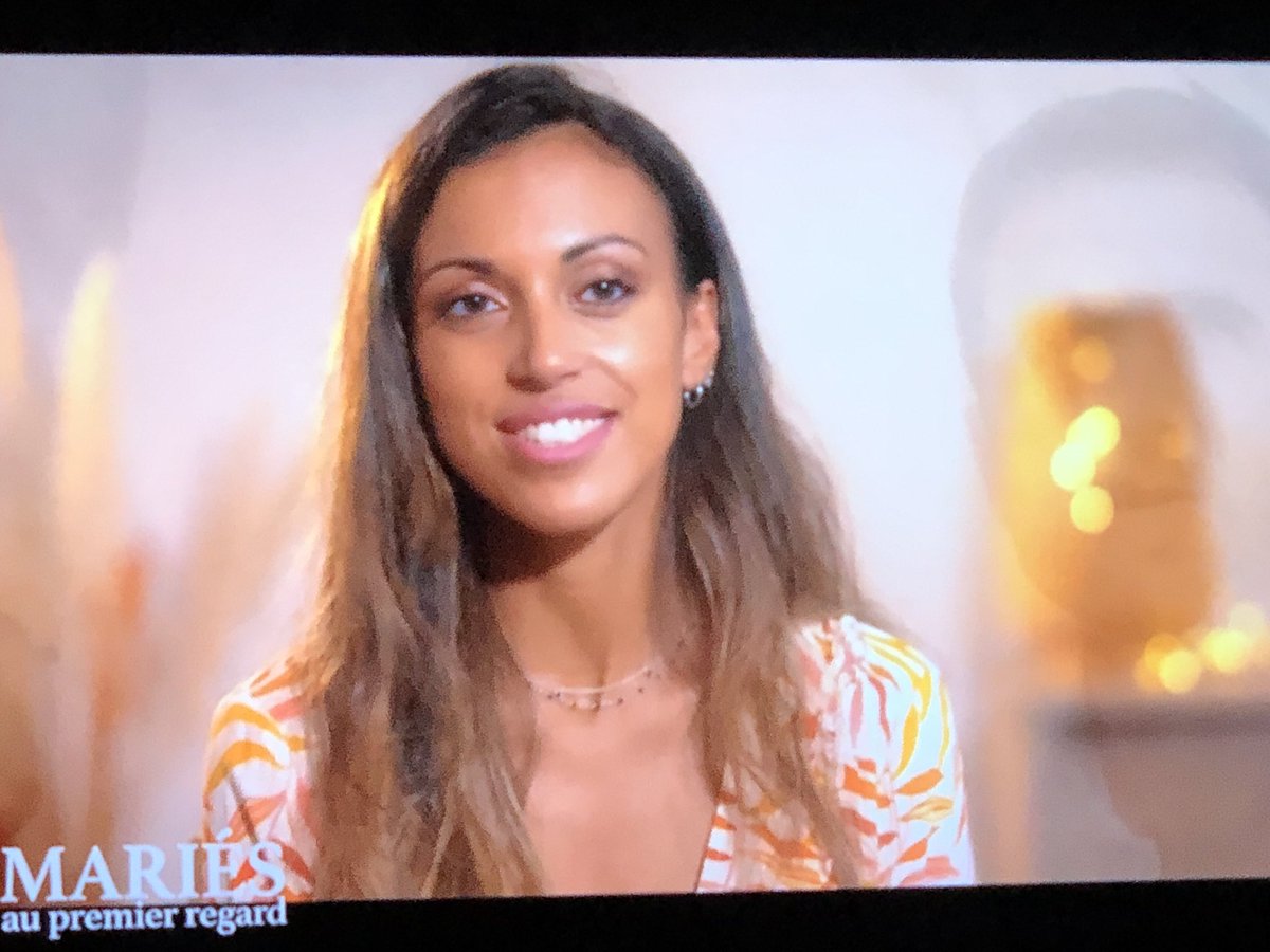 vileraie's tweet photo. Rien à dire, si ce n’est qu’Anabel est magnifiquement rayonnante !

 #MAPR https://t.co/DUTItttA61