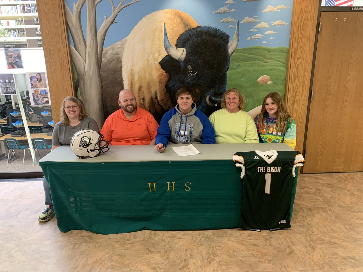 Monty Mayer tweet media