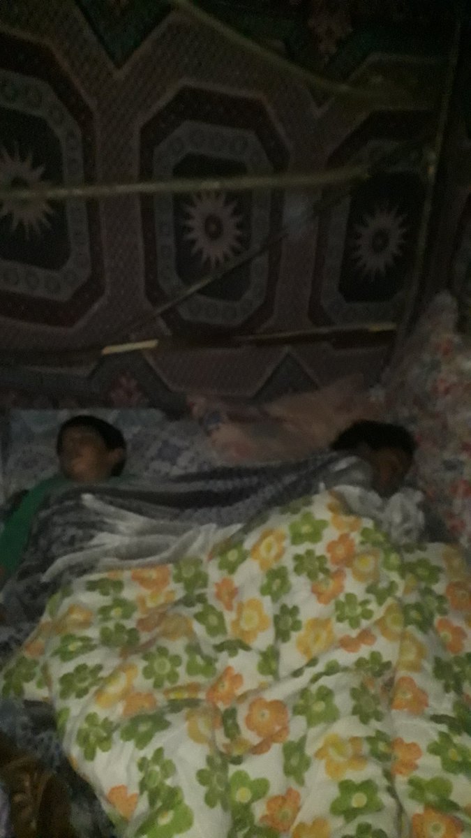 #Ömer hataydan sesleniyorum lütfen yardım edin çocuklarım perişan halde nolur duyun beni yardıma ihtiyacımız var