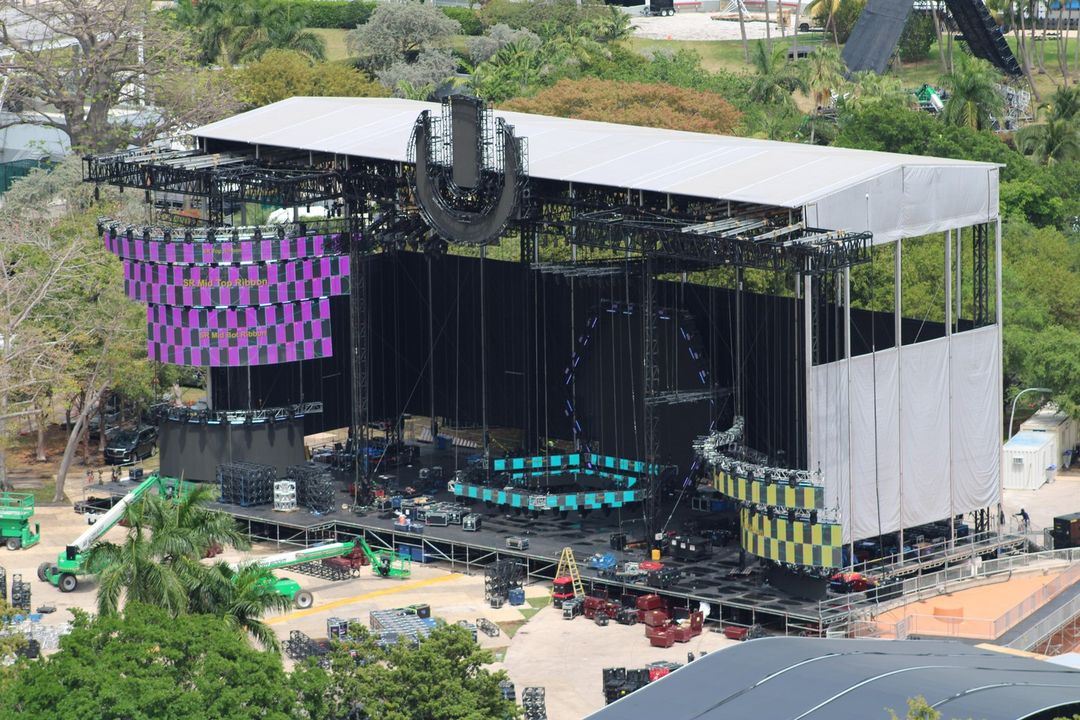 Ultra Miami mainstage is taking shape 🧐

(📸 via <a href="/Festival_Leaks/">Festival Leaks</a>)