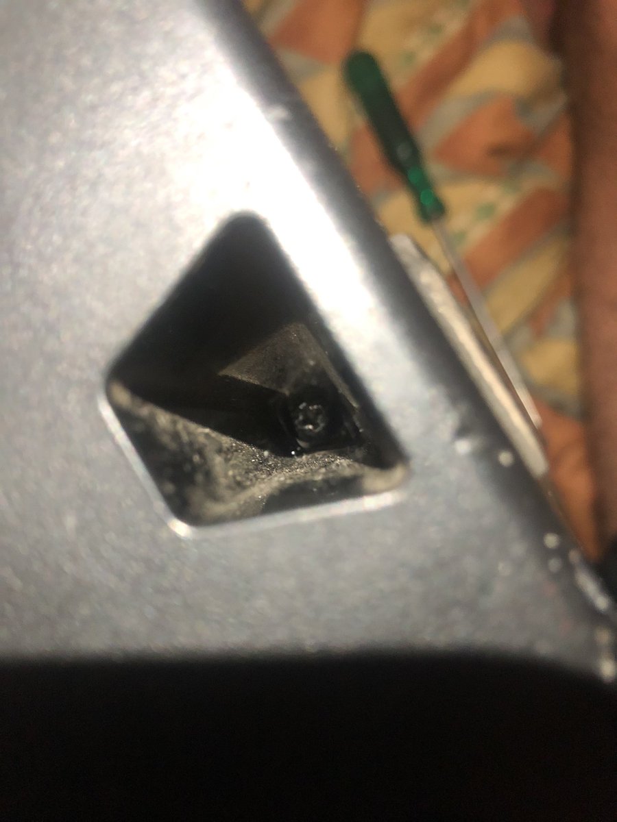 El peor invento que se hizo en la vida fueron los destornilladores