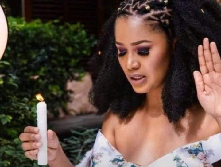 WendithaZoom's tweet photo. For Miracle to buy Ipeleng flowers for the finale🙏🏾 https://t.co/f5nuqtl3vA