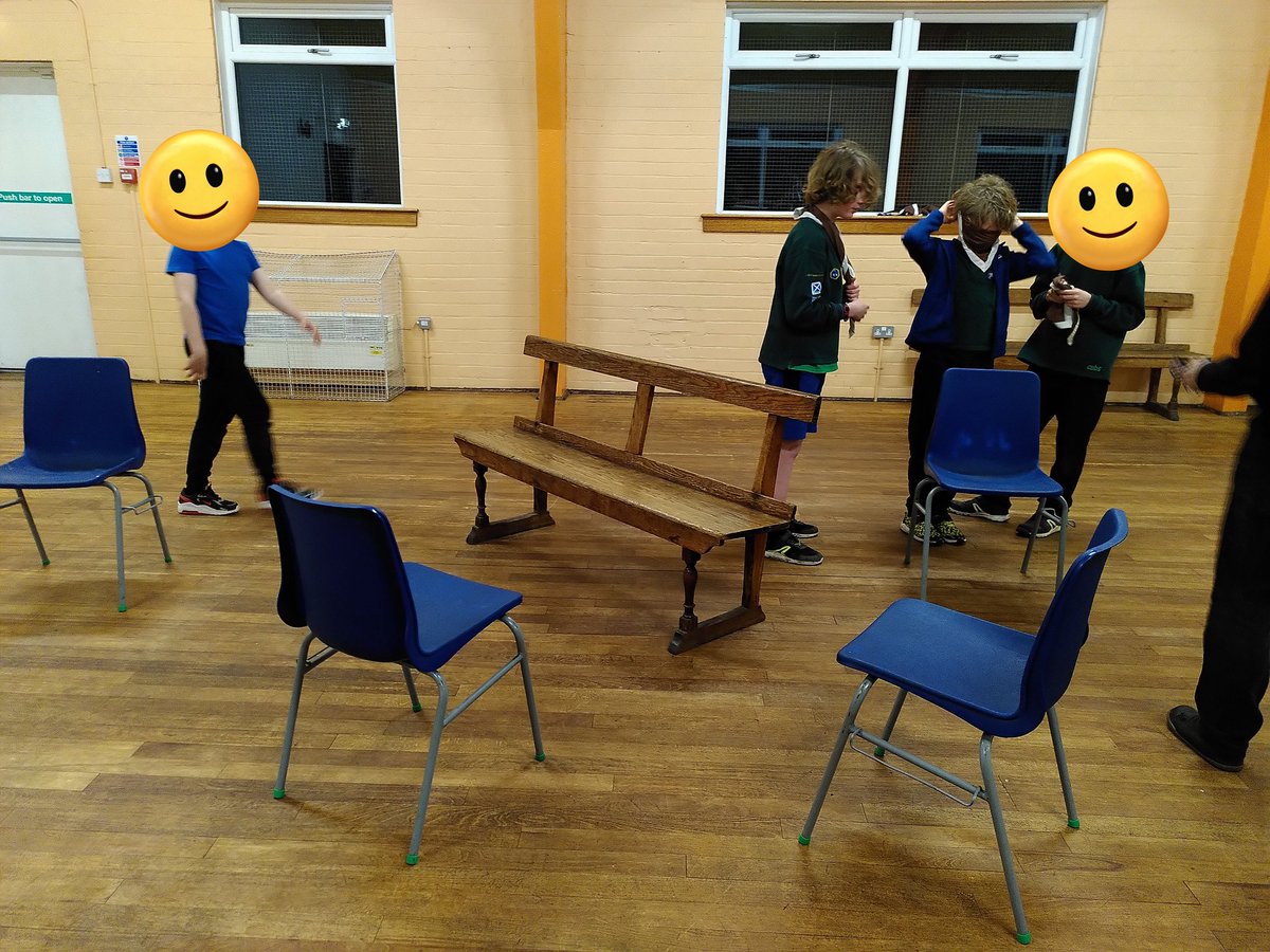 goldenacrescout's tweet photo. Cubs were working on their communications skills this evening: we made phone calls, decoded and delivered messages and guided each other blindfolded through obstacles #skillsforlife #communicatorbadge #watchyourhead! https://t.co/XJLwLUBNrz