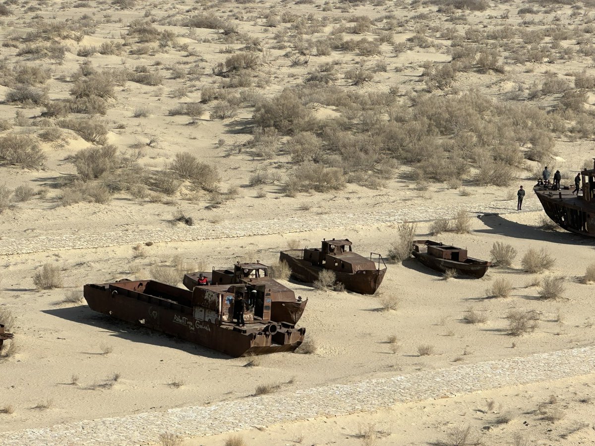 MGAbdelmonem's tweet photo. Fantastic research by our @CAUGH_NTU team on the #culutralheritage of #GhostShips of disappearing #AralSea in #Muynak #Karakalpakstan A critical research on the impact of man-made & #ClimateChange on #heritage in #CentralAsia @TrentUni #GlobalHeritage @ntu_research @ahrcpress https://t.co/D9nE6WbyeO