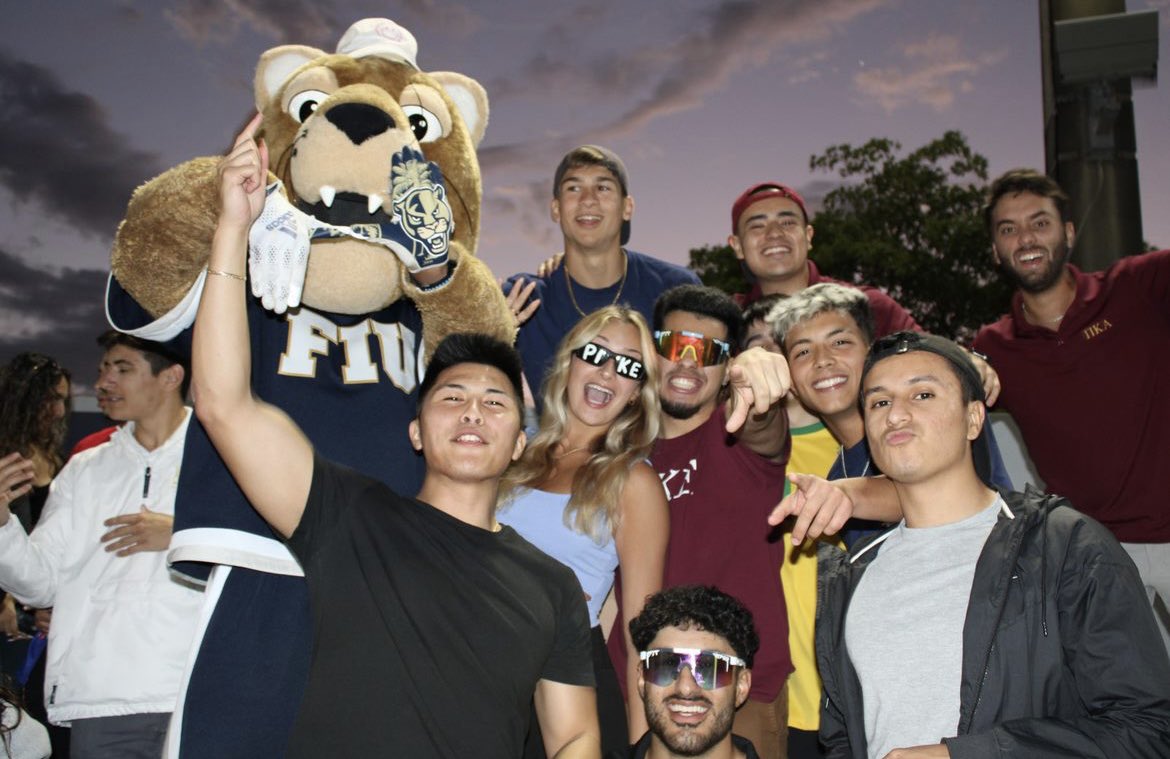 gioeltaktouk's tweet photo. Our brotherhood supporting our men’s baseball team against the University of Miami! What a great experience it was! @FIU @FIUAthletics https://t.co/N5ZfxcRgUF