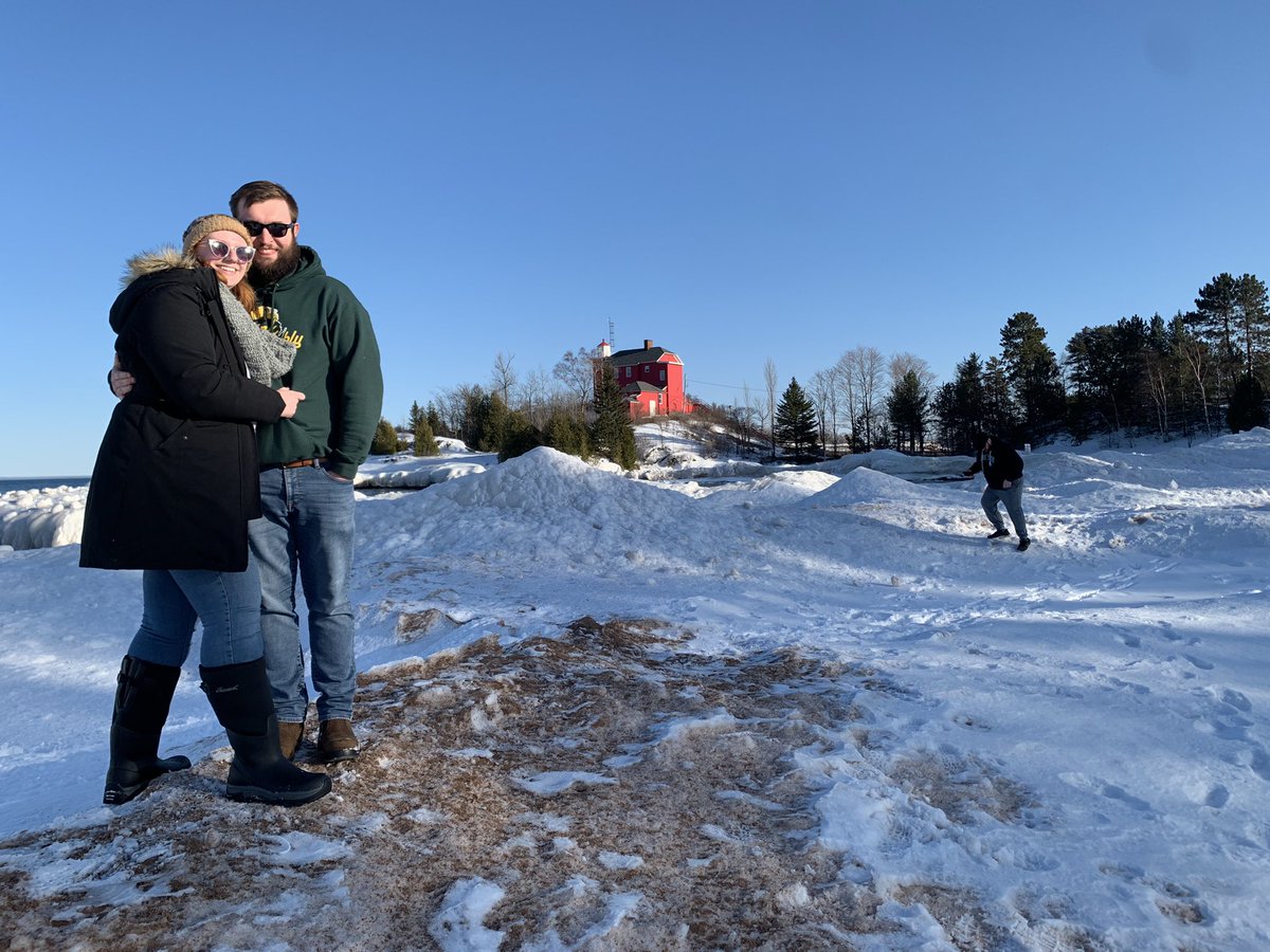 GSnap27's tweet photo. Almost polar plunged in Lake Superior https://t.co/P2MtvgcIKB