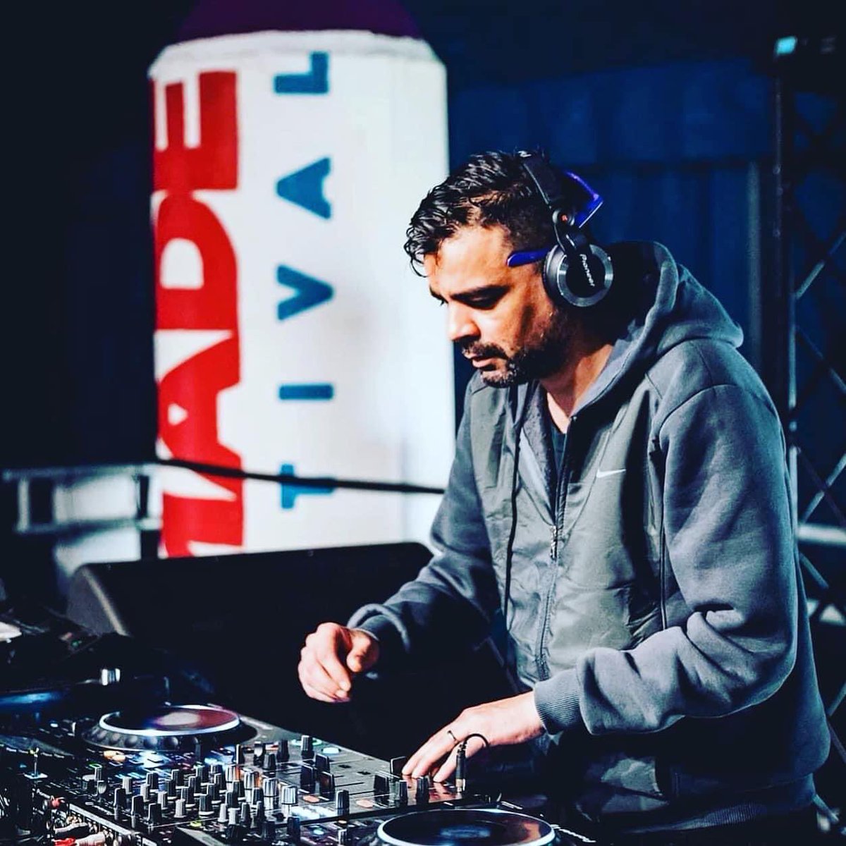 Still hasn’t sunk in about <a href="/DJJasonKaye/">Jason Kaye</a> . UK Garage Royalty right there. Rest In Power mate 🕊️