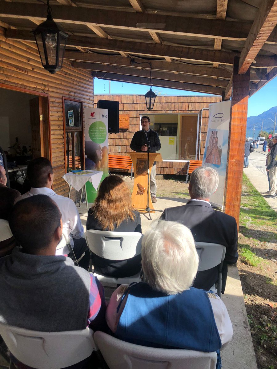 La salud más cerca de las personas ⚕️ En Cochamó estuvimos presentes en la inauguración de la farmacia <a href="/FraccionChile/">Farmacia Fracción</a> que, con el apoyo de @corfoloslagos, es el primer establecimiento de su tipo en la comuna, con precios accesibles para sus habitantes