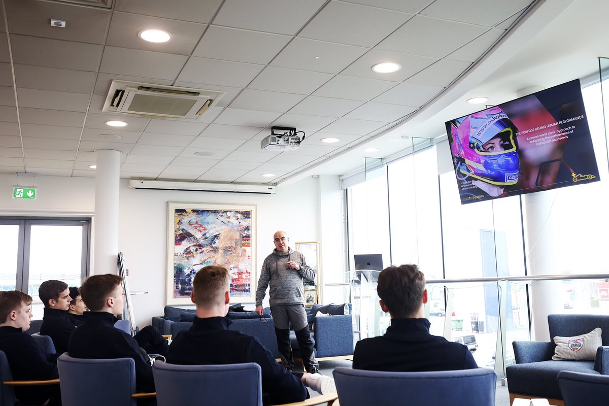 BRDCSuperStars's tweet photo. The end of a really great launch event. Something a bit different this year with excellent talks from @GloriaBudd1 and #athleticthinking to help ready for the season ahead.
๐ธ @JakobEbrey https://t.co/1A6HEKvMbz