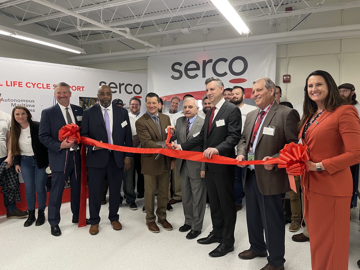 It was a pleasure to celebrate the opening of @SercoGroup’s new facility at @NUWCNewport.

With this investment, SERCO is creating good-paying jobs in RI & strengthening our nation’s security.

I am committed to ensuring that RI remains a hub for cutting-edge undersea tech.