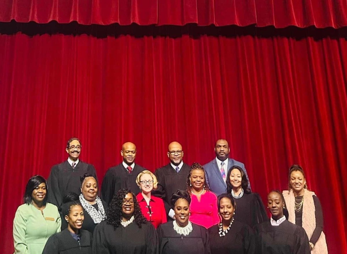 It was great to join with judges, fellow members of Alpha Kappa Alpha Sorority, Inc and a host of family, classmates and friends to congratulate Judge Shemieka Rhinehart as she was sworn in as a Superior Court Judge!