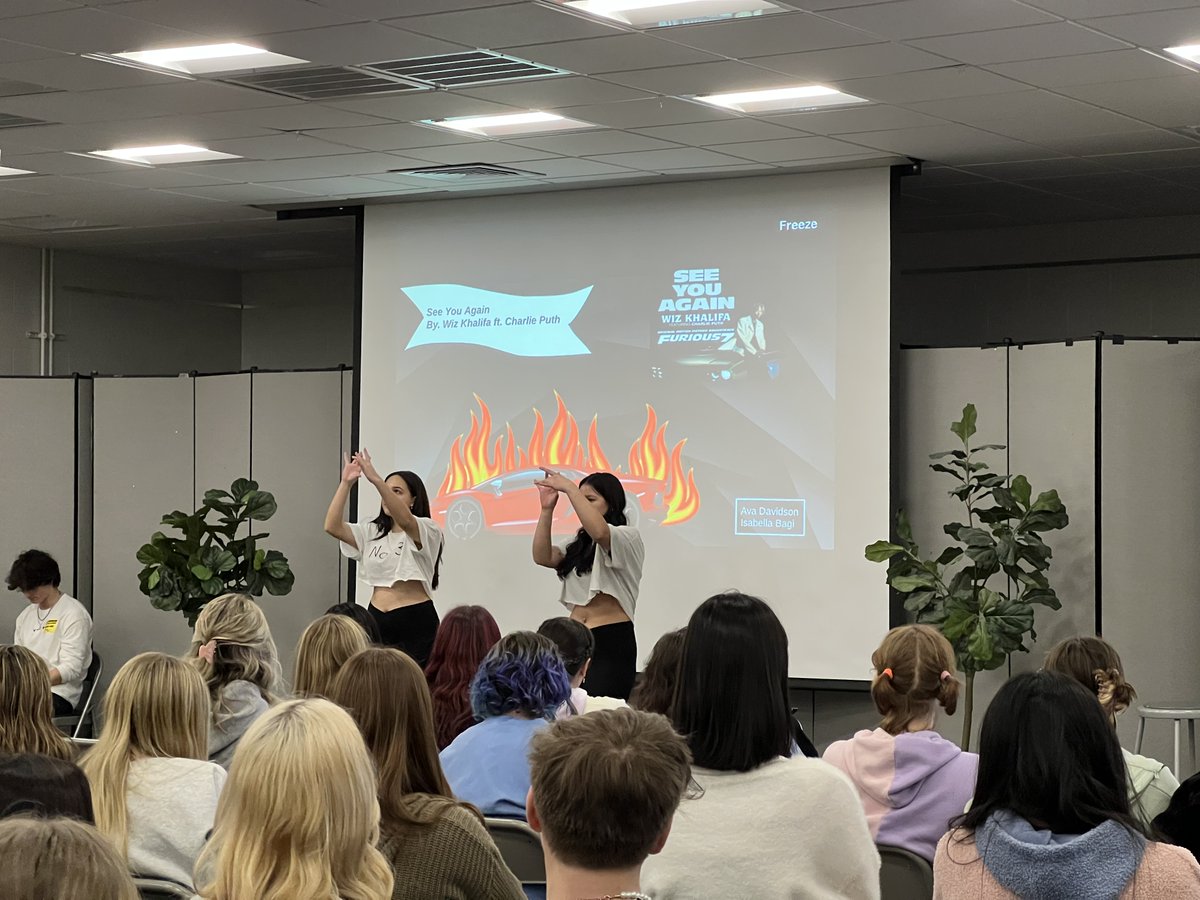 CommackSchools's tweet image. CHS ASL students presenting their final assessments where they interpret songs through sign. 
#CommackHighSchool #AmericanSignLanguage #Song #CommackSchools