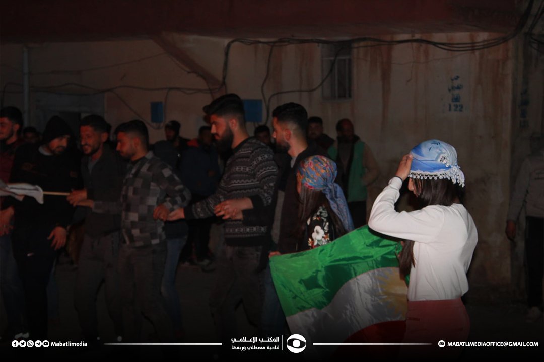 الاكراد يحتفلون في "عيد النوروز" في ناحية معبطلي بريف عفرين شمالي حلب.

#المكتب_الإعلامي_لناحية_معبطلي_وريفها #عفرين