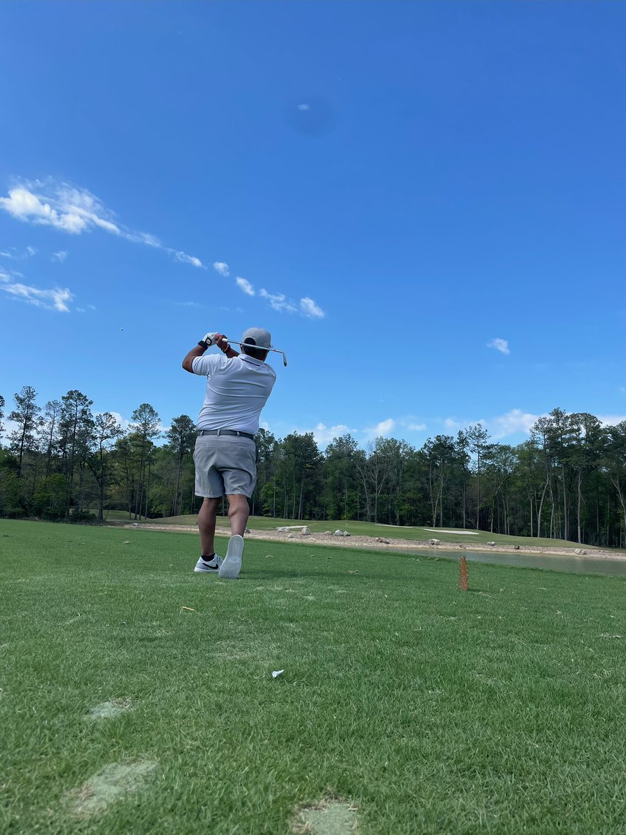 Thank you so much to the @highlandpinesgc and those responsible for hosting an amazing media day at a top notch track that is only gonna get better and better. 
#nothingisob #texasgolf #houstongolf #nikegolf #swooshteam #tour18 #forebrostour