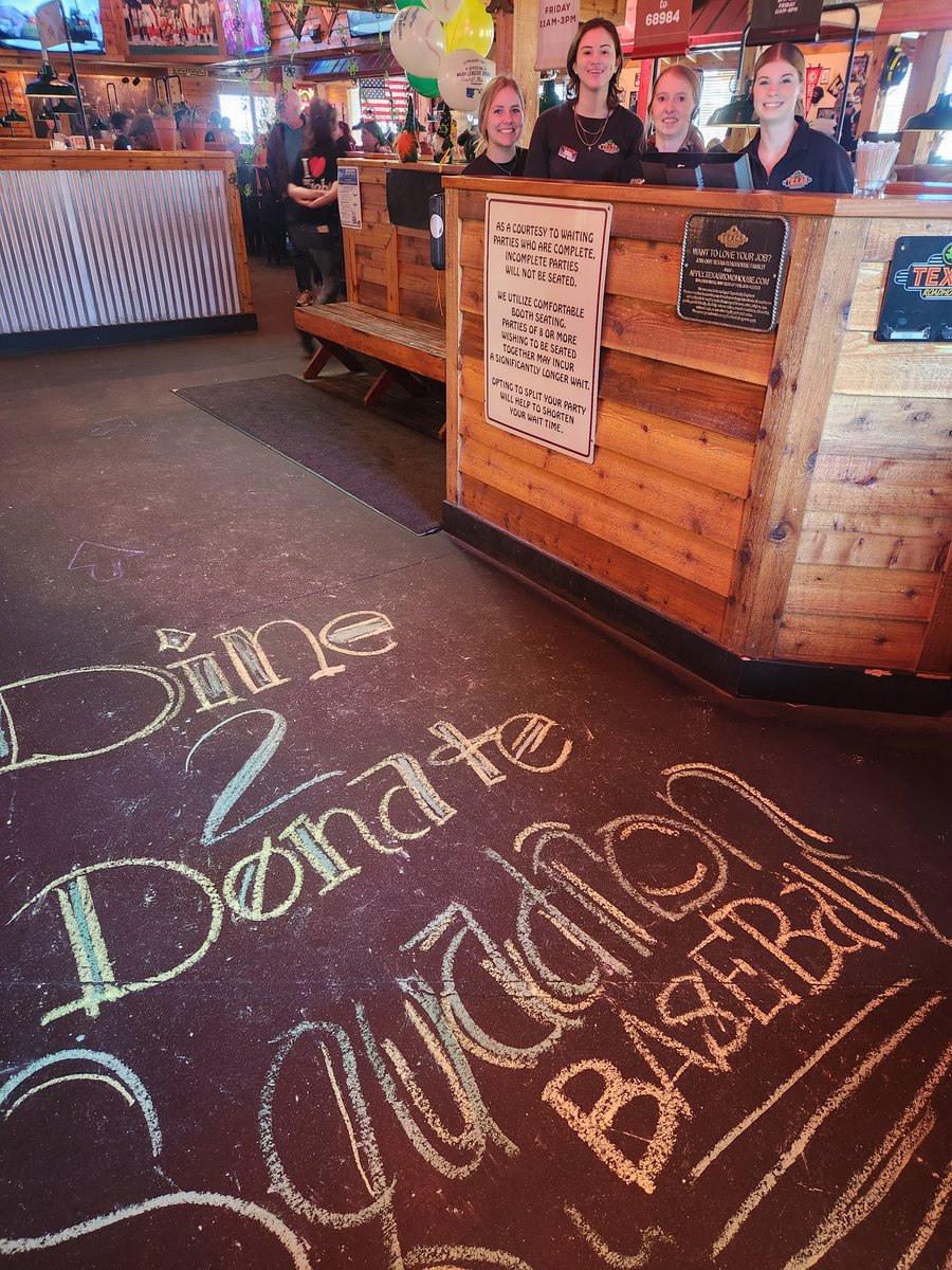 J_Meyrose's tweet photo. Thank you Texas Roadhouse for the generosity tonight!  If coming to the Kenwood (Ohio) Texas Roadhouse tonight,  tell them you are here for Squadron Baseball to support our team! https://t.co/1C2bWGvWcu