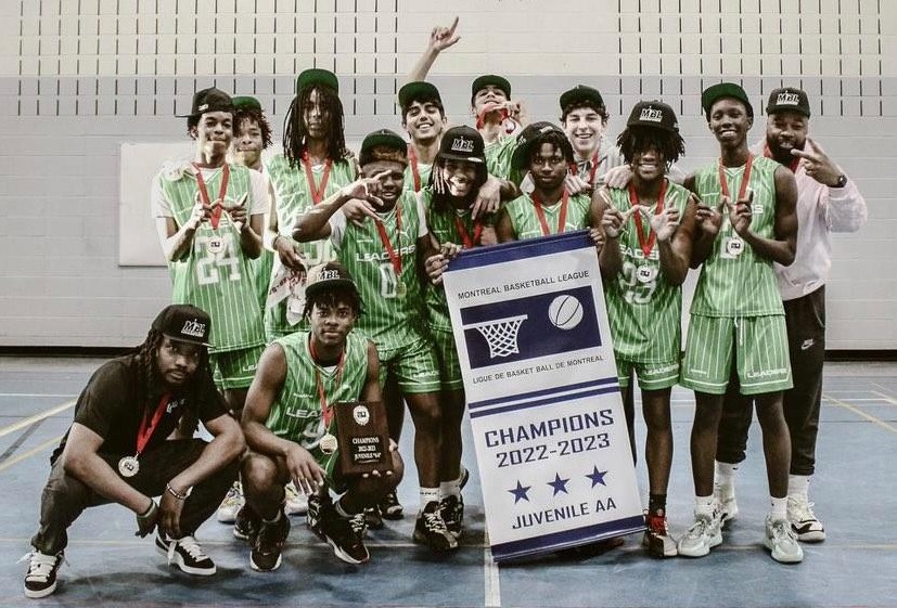 PdubMTL's tweet photo. These the guys that went to battle with me! #Back2Back #LeadersBasketball https://t.co/5XombAiZXu
