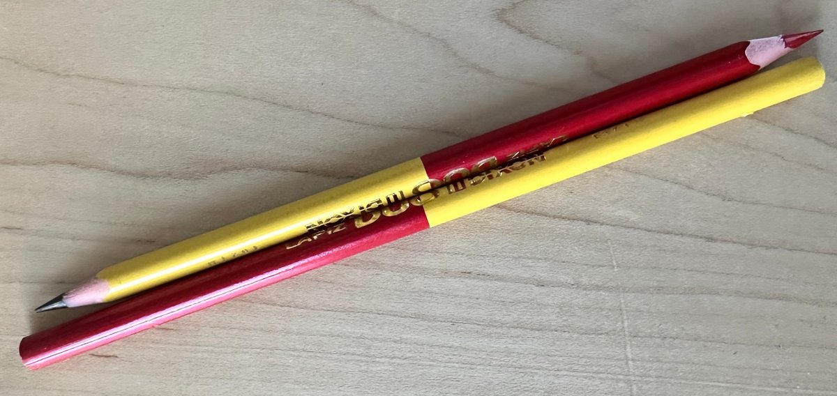 A new post a pencil talk (yes, that is three days in a row!):

The Dixon Duo, a graphite and red pencil:

penciltalk.org/2023/03/dixon-…

#dixon #pencils #penciltalk #stationery #stationeryaddict #penciladdict