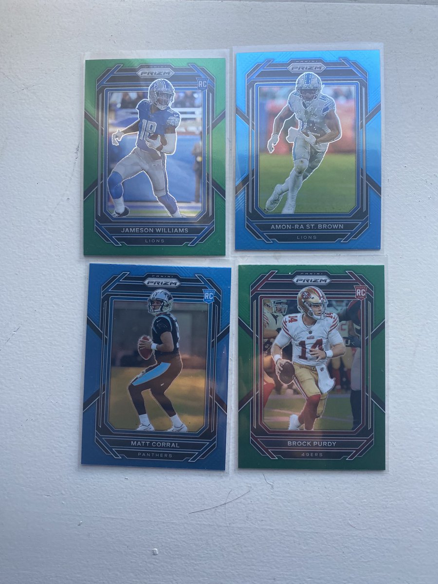 TheCardCop's tweet image. Got my Prizm blasters from target the light blue prizes are nice