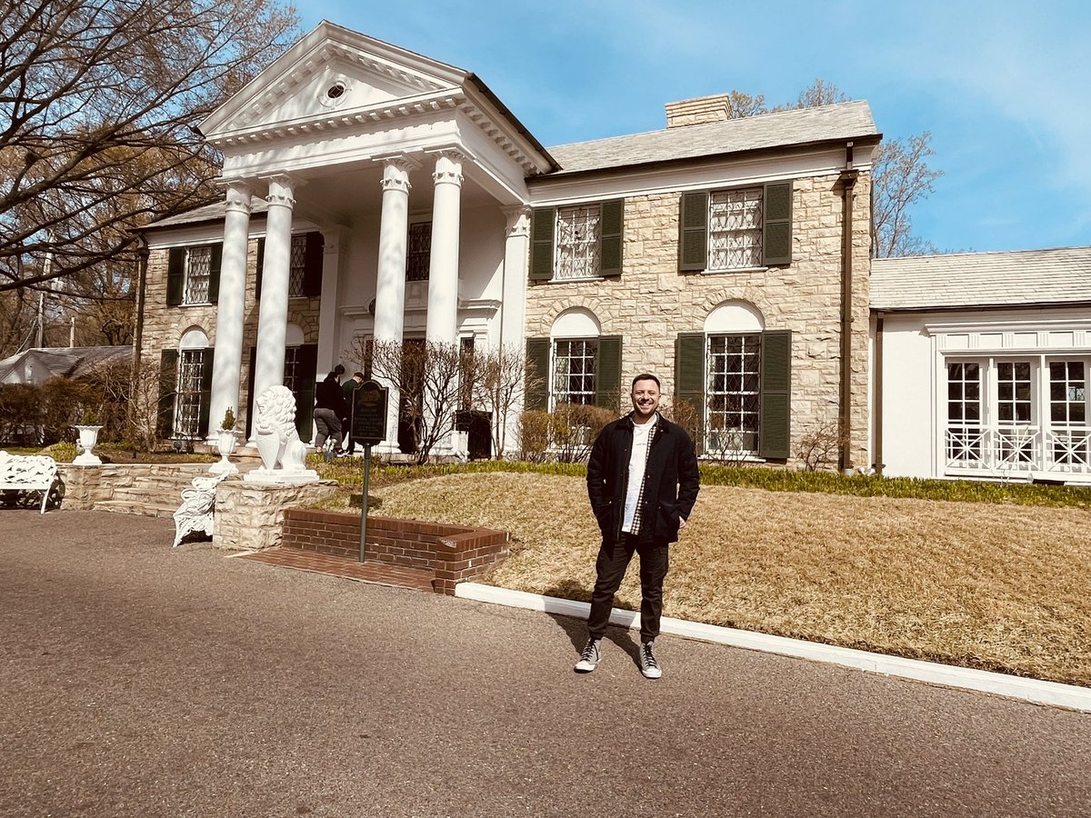 lloyd morris tweet media