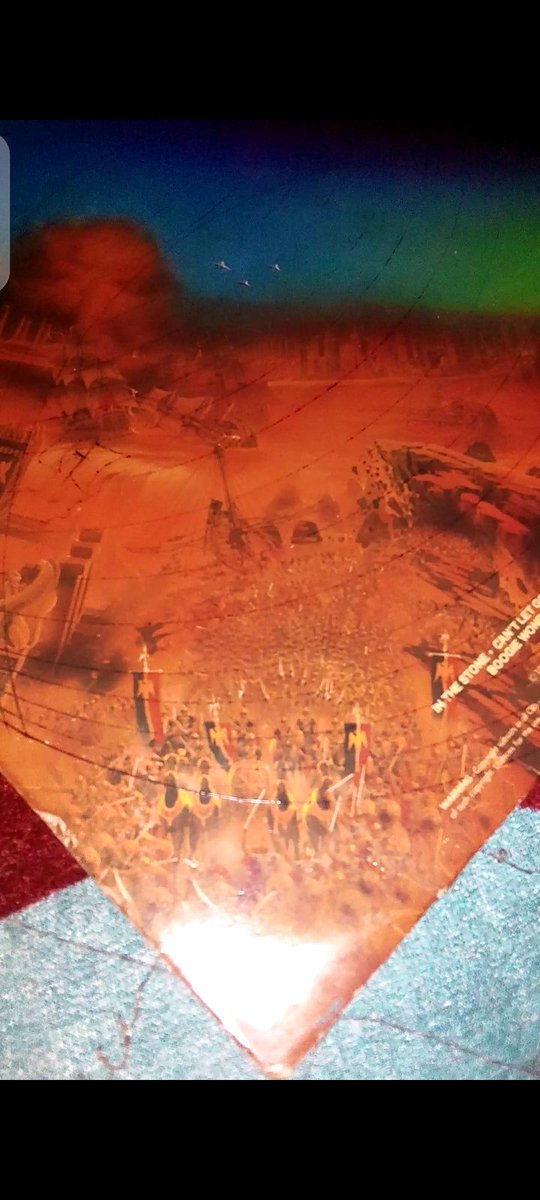 ده علم مين الموجودمع الجنود