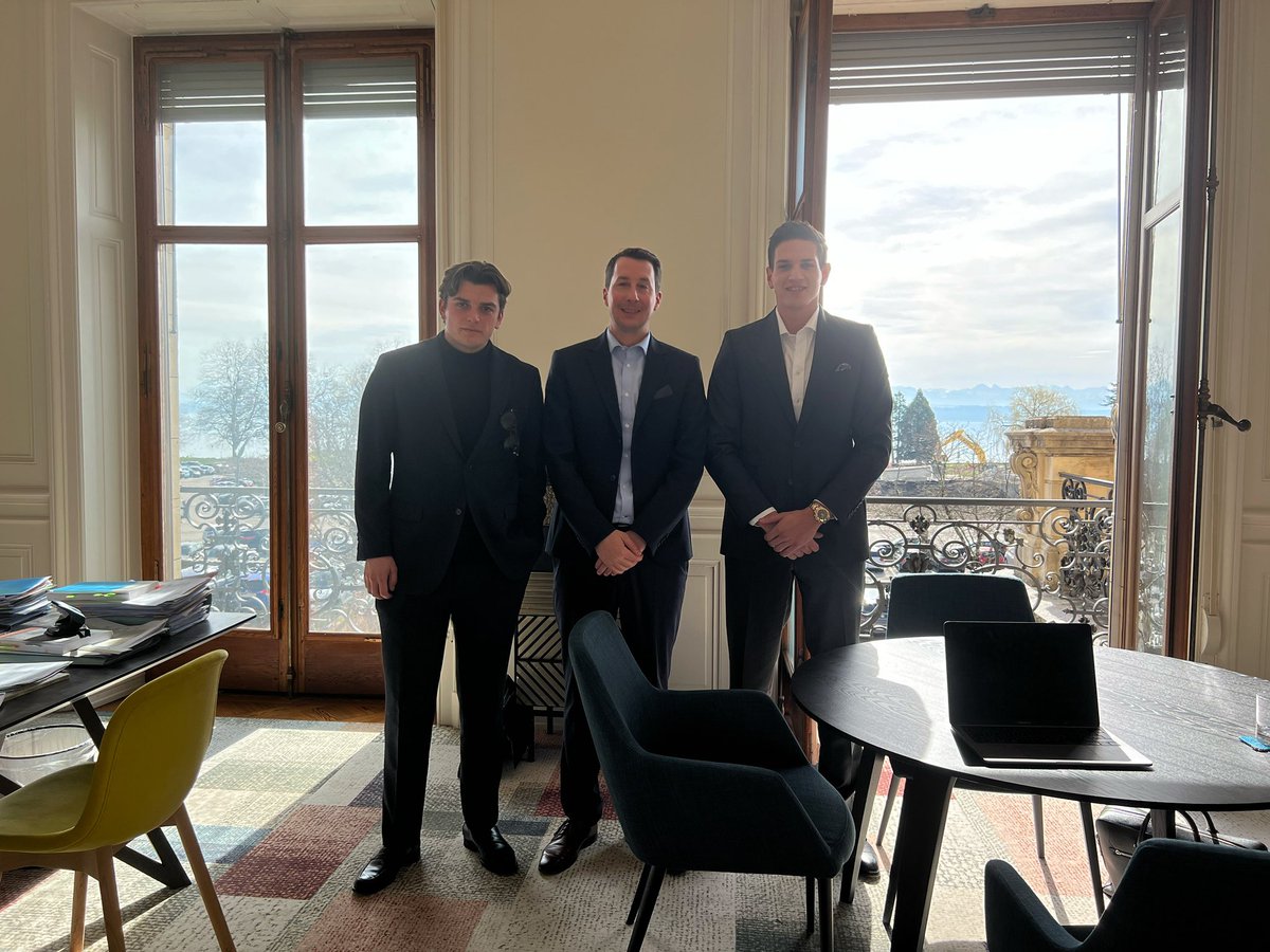 MetaleonSociety's tweet photo. Our Founders have met with their lawyer Vincent Meylan from LEAX law firm, last Friday in Neuchâtel🇨🇭

They have officially kickstarted the legal procedures to establish @TCFX_Official.

#WeAreLeons #tokenization #crowdfunding https://t.co/9HcPMJEXbr