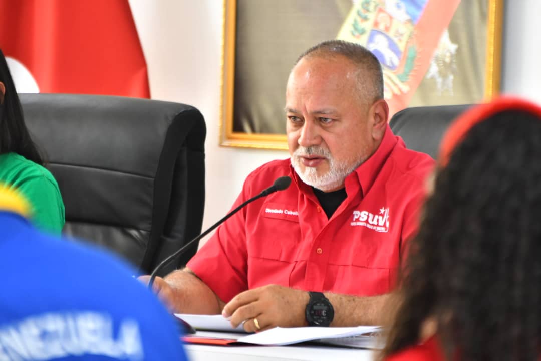 Diosdado Cabello: EEUU jamás verá con buenos ojos ningún tipo de iniciativa que apueste a la paz
bit.ly/42pfu53  #JuntosContraLasMafias