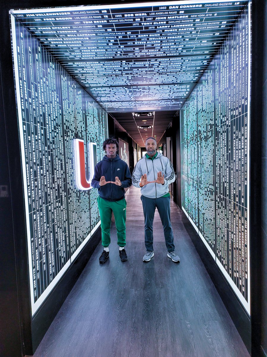 lynne_talks's tweet image. @CoachRumph16 @Coach_Addae  #LovedtheU #CANES We will be back! @XaviThompson25 @coachRtaylor44 @DonteThompson20 @CoachJayKM @247Sports @pnj_sports #HeFast #HeComing #UpNext