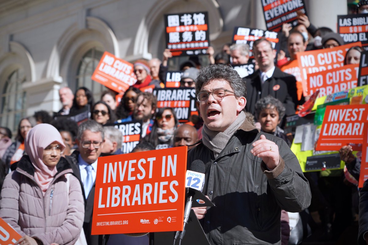 Today, Council members rallied at City Hall to denounce proposed cuts to city libraries, which could severely impact their ability to provide the critical services, resources, and programs that New Yorkers rely on.