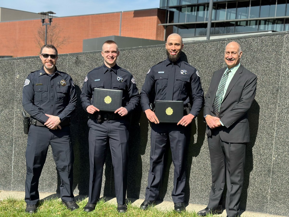 LOPolice's tweet photo. We are excited to share that 2 of our newest officers, Officers Lemar and Mathisen, graduated from the #DPSST basic police academy on Friday, 3/17, and will resume their field training. Read more about them here: https://t.co/Dva6Kzd26W #PoliceTraining #PoliceAcademy https://t.co/HQ1S4AUEYA