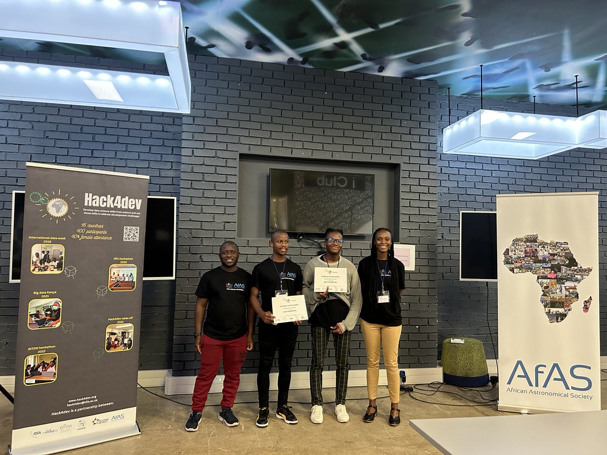 AfricaAstronomy's tweet photo. The @AfricaAstronomy &amp; @DARABigData hackathon was a great success. We are grateful for the support from @DARABigData &amp; all the @Hack4Dev partners. The projects and ideas presented by our participants demonstrates that the future of our continent is in good hands.

#AfAS2023 https://t.co/xPNpGOAuIH