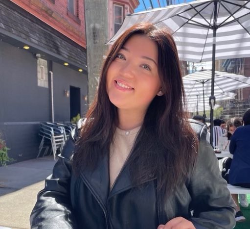 CollegeCastPods's tweet photo. It’s time for #MeetTheTeamMonday!  Every week, we will be welcoming a new member of our CollegeCast team. This week, we are thrilled to introduce one of our magnificent interns, Megan!😎🎙️

#podcasts #empowerstudentvoices https://t.co/bLazPlmu8J