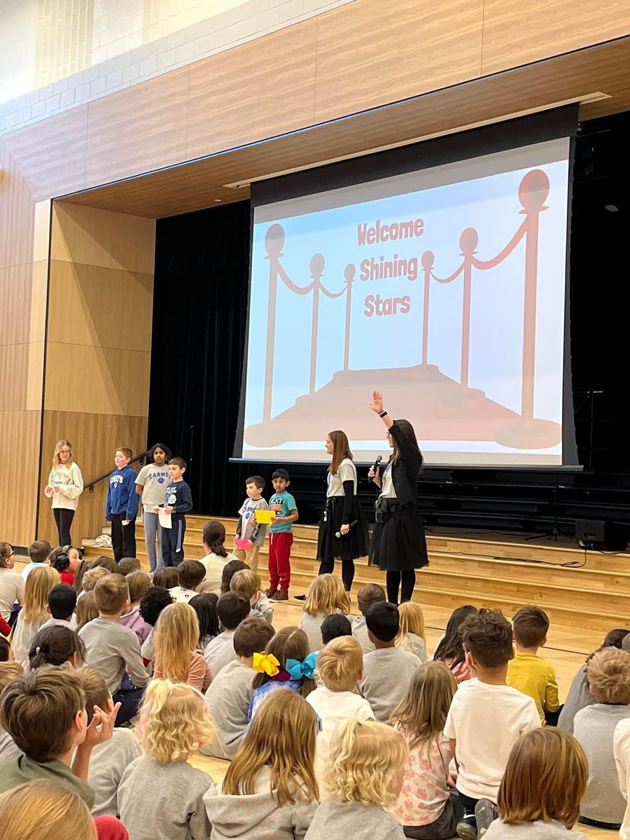 Holly Adams tweet media