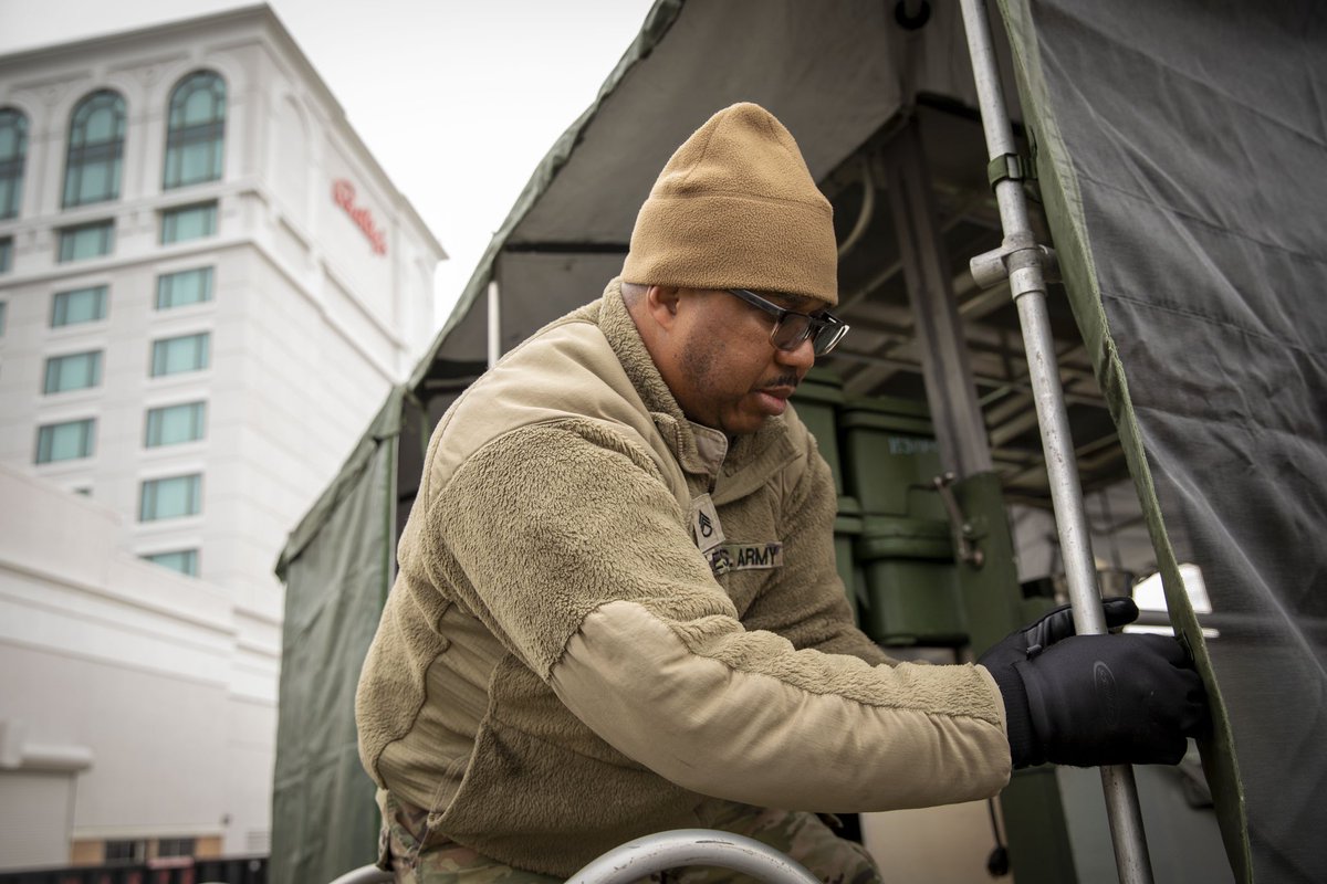 DE Army Guard tweet media