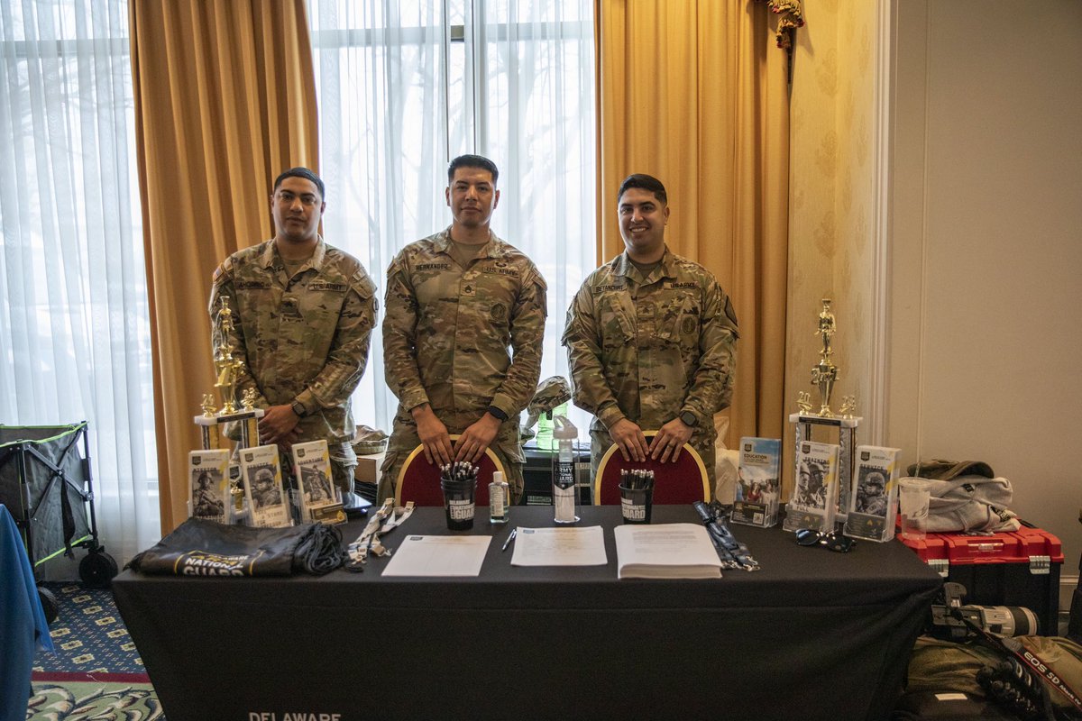 DE Army Guard tweet media