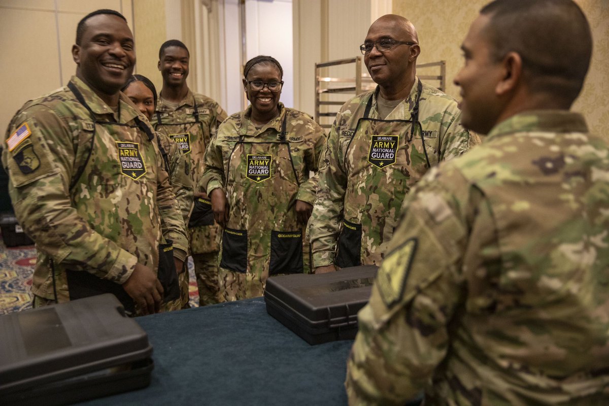 DE Army Guard tweet media