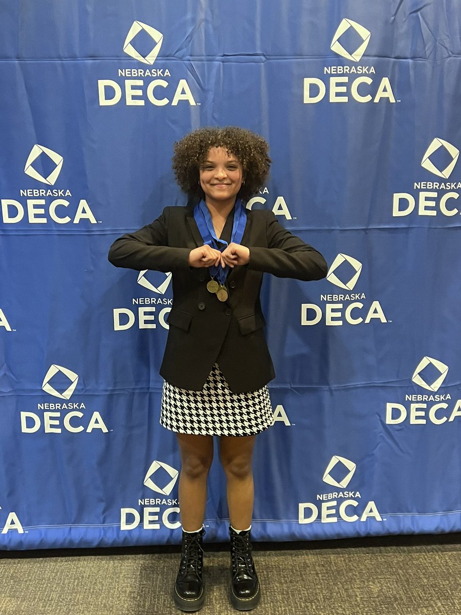 BurkeDECA's tweet photo. Kinverly &amp; Hamdi - 1st Place - Franchise Business Plan

We were recognized for completing DECA’s Community Service AND Promotion campaigns, earning 3 seats to ICDC.

Corinne earned a seat for herself and 3 for the chapter by completing the Living A Legacy Campaign Awards too! https://t.co/0J7nEqKJvr