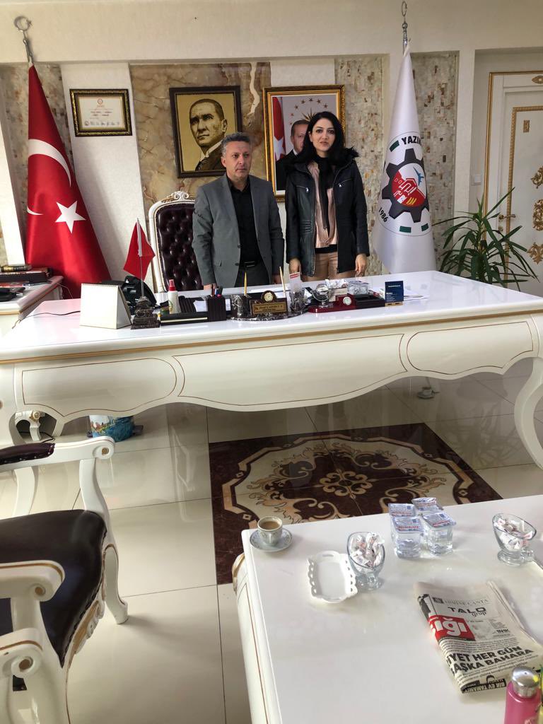 AK Parti Yazıkonak Belediye Başkanımız Sayın Hatif ÇADIRCI’yı ve yönetimini ziyaret ettik. Nezaketlerinden ötürü çok teşekkür ederim. #ErdoğanYenidenKazanacak #RecepTayyipErdoğanKazanacak #ErdoğanınYanındayız #AkParti #elazığ