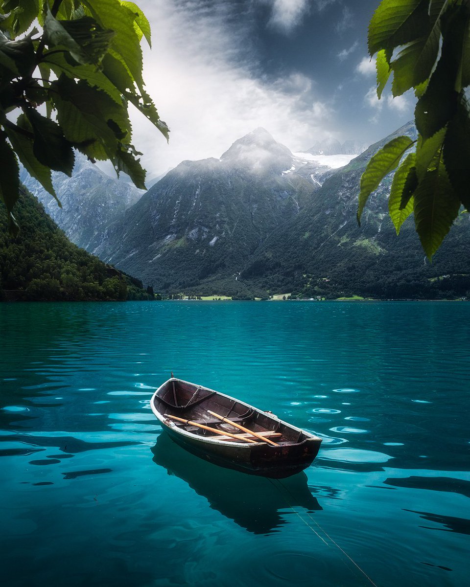 After what has been a looong winter, I'm starting to look forward to some colors again!
#photography #Norway