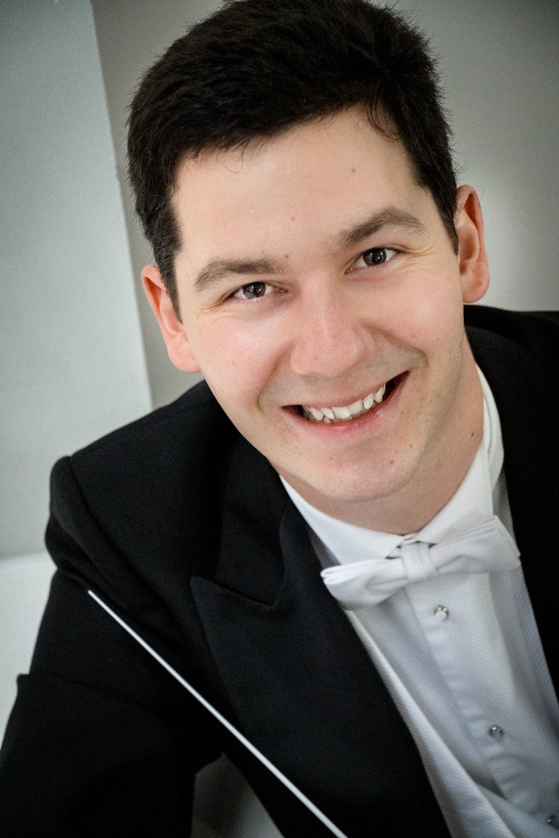 RNCMconducting's tweet photo. Good luck to 4 current &amp; recent @rncmlive -ers competing in 2 big conducting competitions this week. @zajaconductor @LaurentZufferey in @DFConducting @londonsymphony and @YiWei964 #OmerShteinhart in #HongKongConductingCompetition https://t.co/7inUroa5ZZ